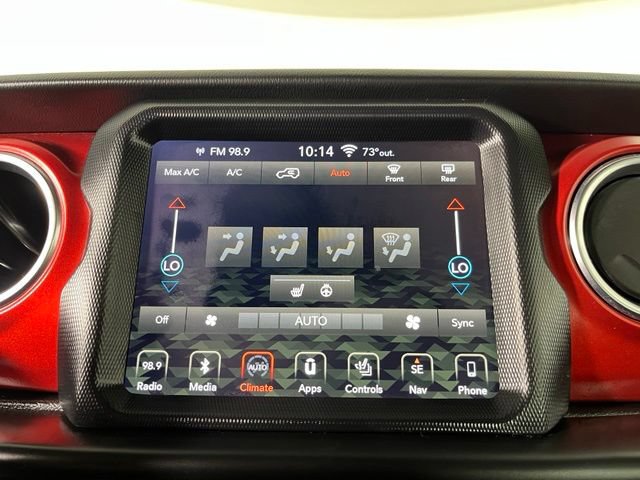 Used 2018 Jeep Wrangler Unlimited Rubicon w/ Dual Top Group AWD/4WD image 29