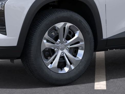 New 2026 Chevrolet Trax LS FWD image 9