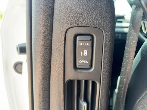 Used 2024 Honda Odyssey Sport image 16
