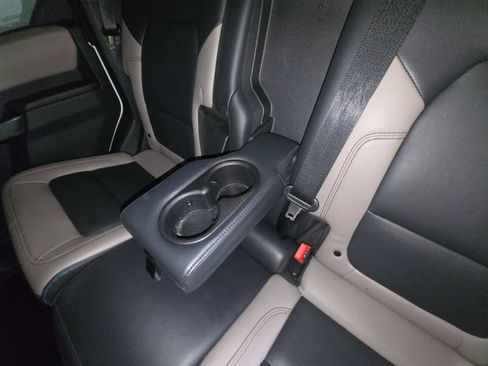 Used 2024 Ford Bronco Wildtrak AWD/4WD image 29