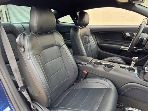 Used 2018 Ford Mustang Premium w/ Equipment Group 201A RWD image 29