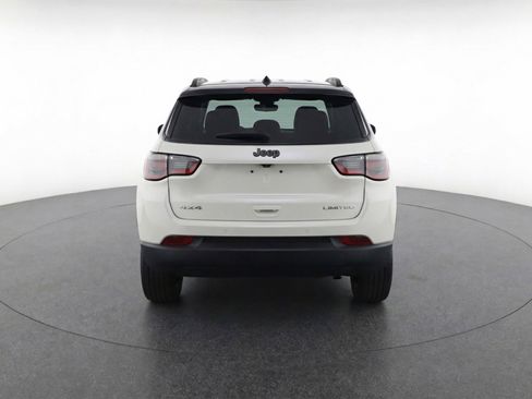 Used 2025 Jeep Compass Limited AWD/4WD image 7