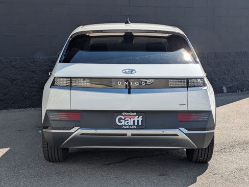 Used 2022 Hyundai Ioniq 5 SE AWD/4WD image 6