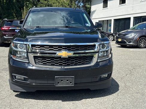 Used 2019 Chevrolet Tahoe LT w/ Luxury Package AWD/4WD image 2