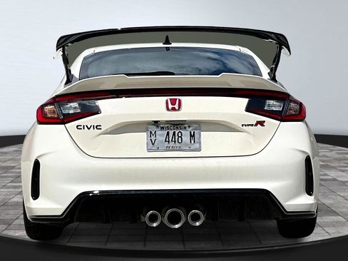 Used 2024 Honda Civic Type R image 6