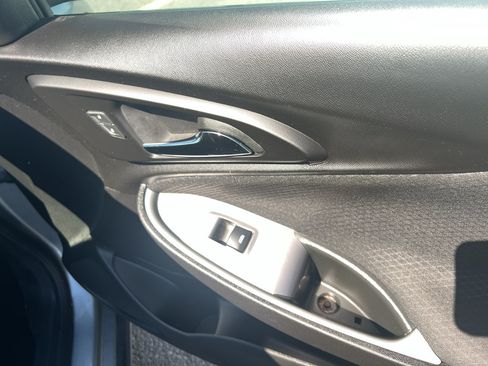 Used 2024 Chevrolet Malibu LT FWD image 21