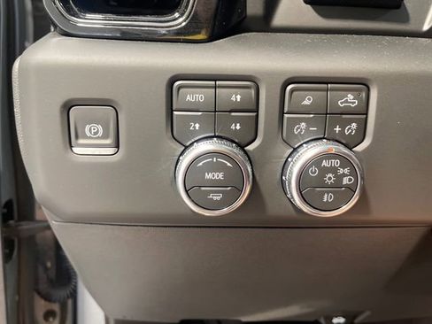 Used 2026 GMC Sierra 1500 AT4X w/ AT4X AEV Edition AWD/4WD image 14