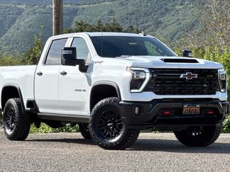 Certified 2025 Chevrolet Silverado 2500 ZR2 w/ Technology Package video 2