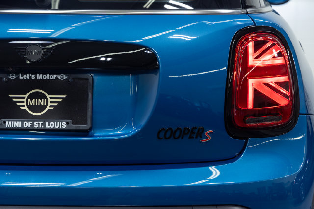 Used 2024 MINI Cooper S FWD image 8