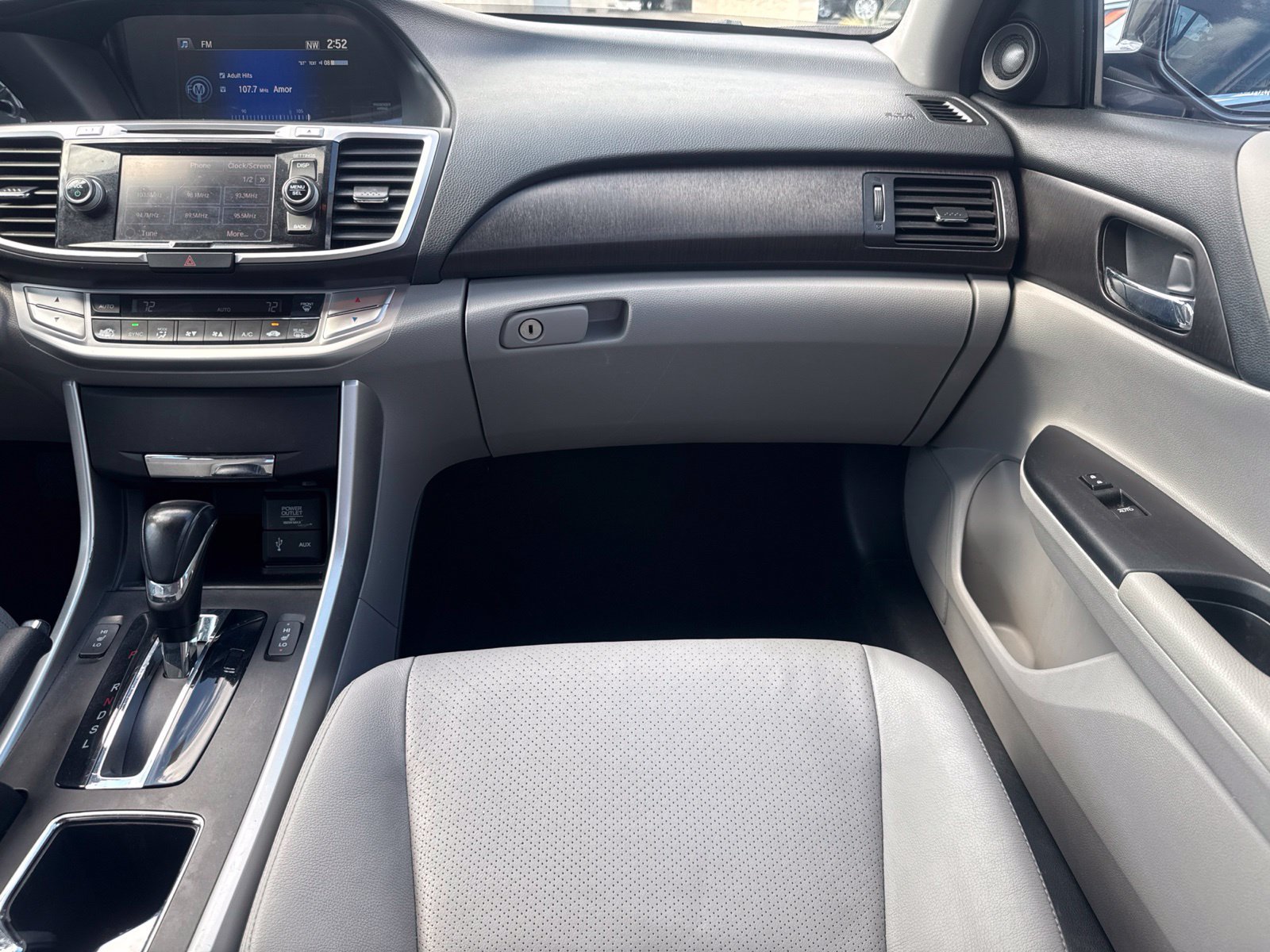 Used 2014 Honda Accord EX-L image 26