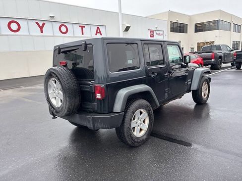 Used 2011 Jeep Wrangler Unlimited Sport AWD/4WD image 9