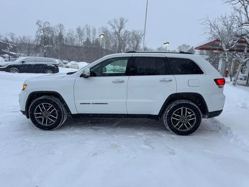 Used 2021 Jeep Grand Cherokee Limited w/ Premium Lighting Group image 4