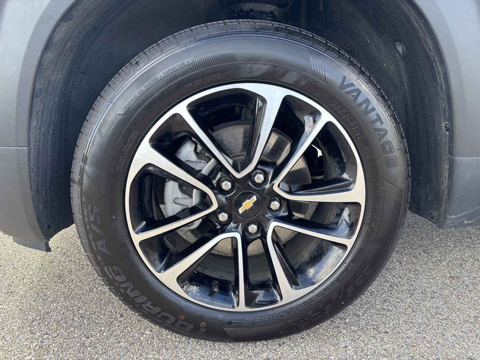 Used 2025 Chevrolet TrailBlazer LT AWD/4WD image 7