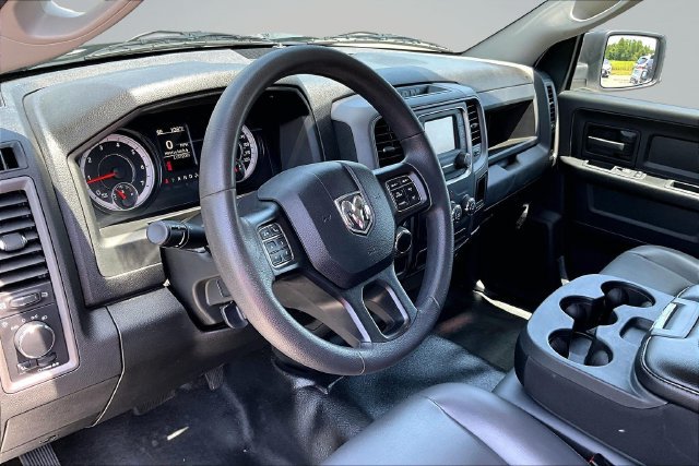 Used 2022 RAM 1500 Tradesman RWD image 17
