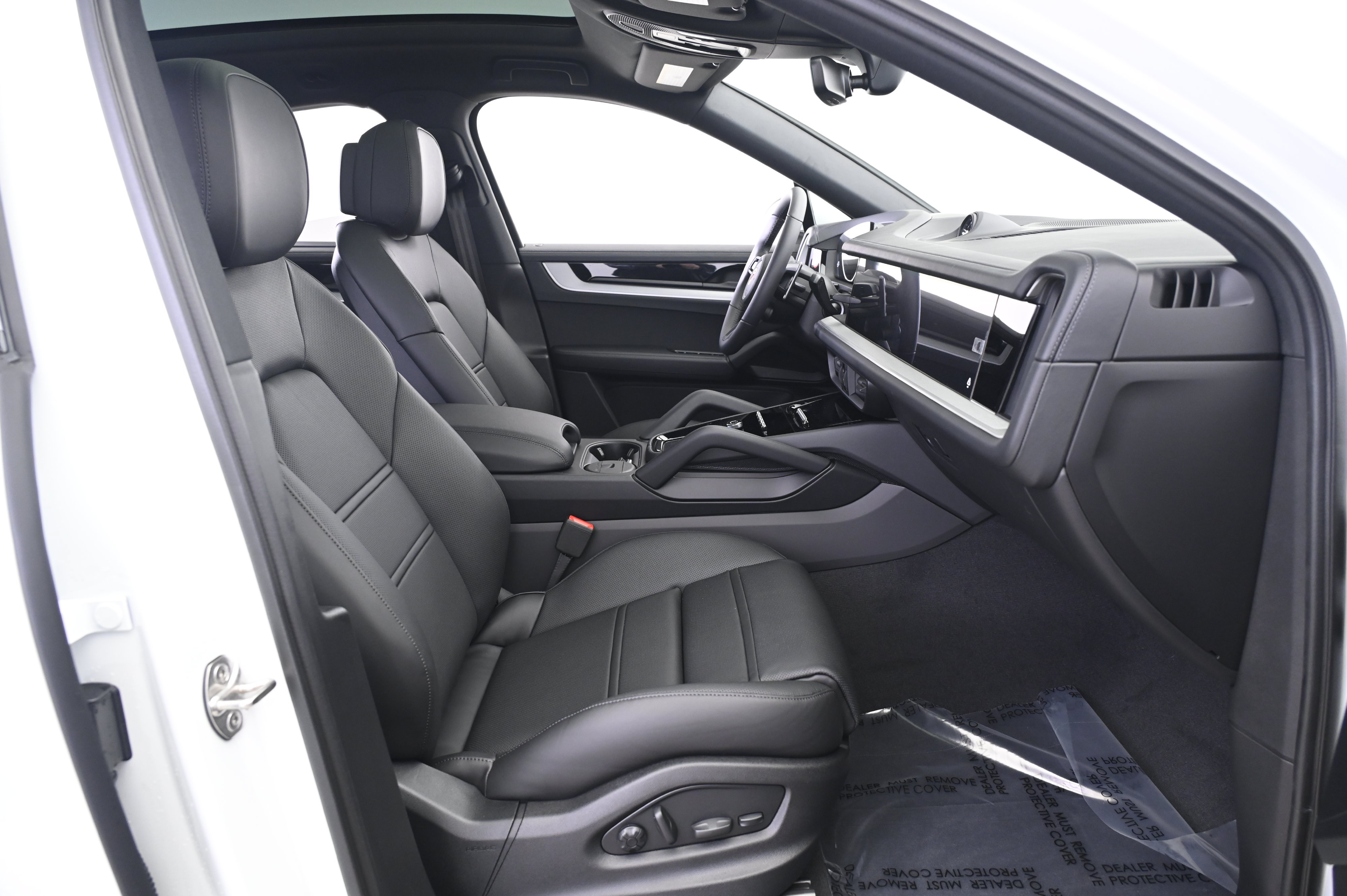 Used 2026 Porsche Cayenne Coupe AWD/4WD image 23