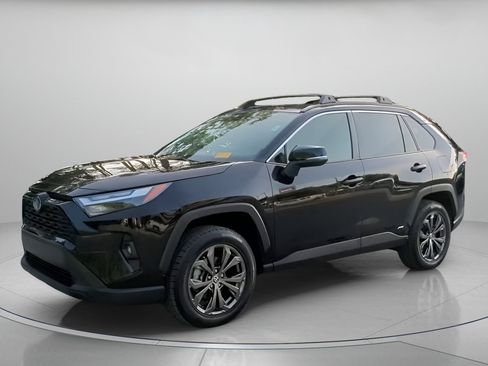 Used 2023 Toyota RAV4 XLE Premium AWD/4WD image 13