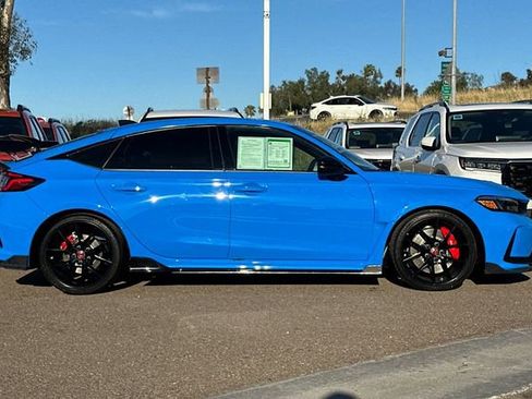 Used 2024 Honda Civic Type R image 4