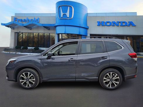 Used 2023 Subaru Forester Limited w/ Popular Package #3 AWD/4WD image 4
