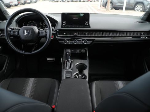 Used 2023 Honda Civic Sport image 19