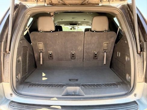Used 2025 Chevrolet Tahoe LT AWD/4WD image 13