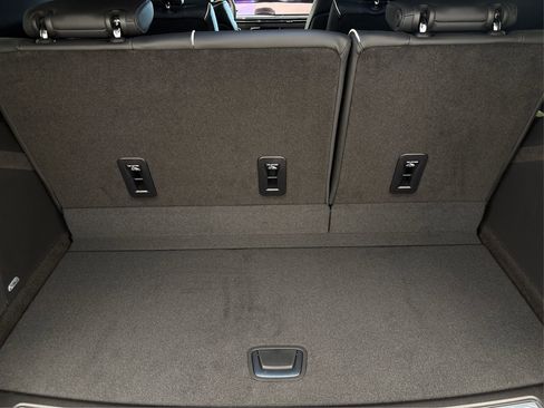 New 2025 Cadillac Escalade Premium Luxury image 11