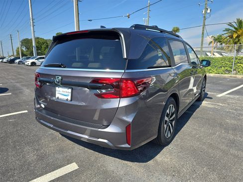 New 2026 Honda Odyssey EX-L image 4