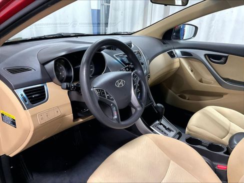 Used 2013 Hyundai Elantra GLS w/ Preferred Pkg image 8