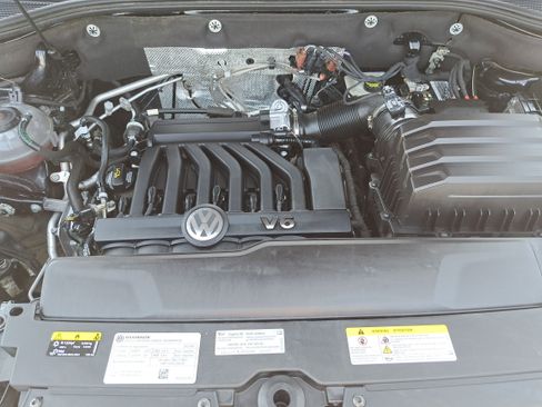 Certified 2023 Volkswagen Atlas SE w/ Panoramic Sunroof Package AWD/4WD image 30