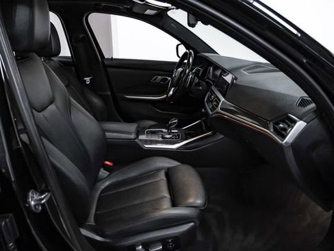 Used 2019 BMW 330i xDrive 330i xDrive w/ Convenience Package image 28