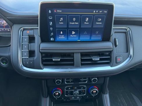 Used 2023 Chevrolet Suburban RST w/ Luxury Package AWD/4WD image 18