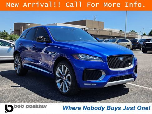 Used 2018 Jaguar F-PACE S AWD/4WD image 1