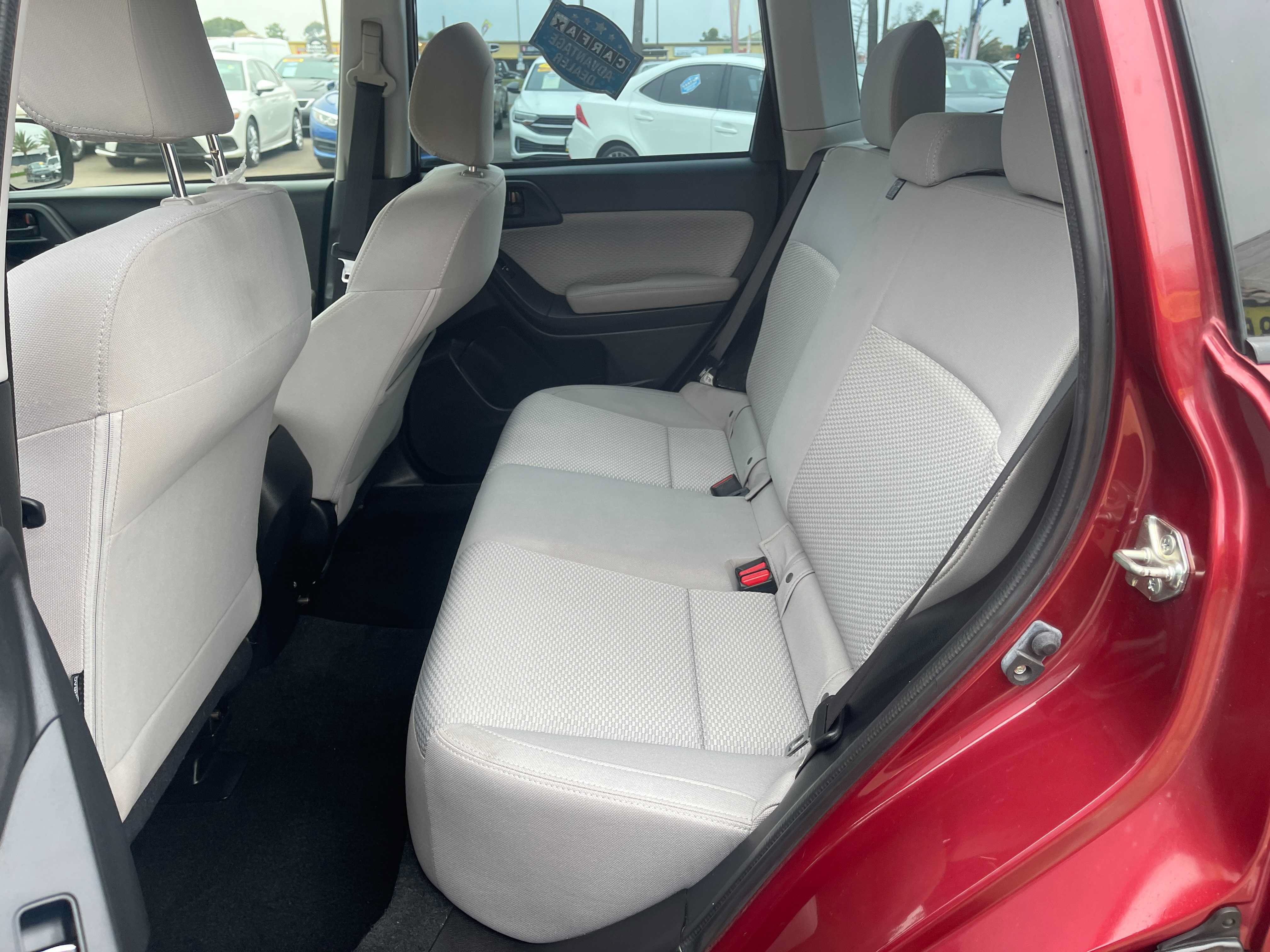 Used 2018 Subaru Forester 2.5i w/ Alloy Wheel Package AWD/4WD image 11