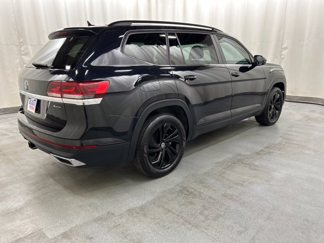 Used 2023 Volkswagen Atlas SE AWD/4WD image 4