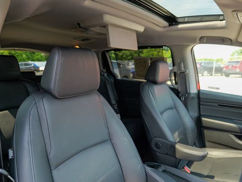 Used 2023 Honda Odyssey Touring image 40