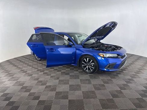 Used 2023 Honda Civic EX image 14