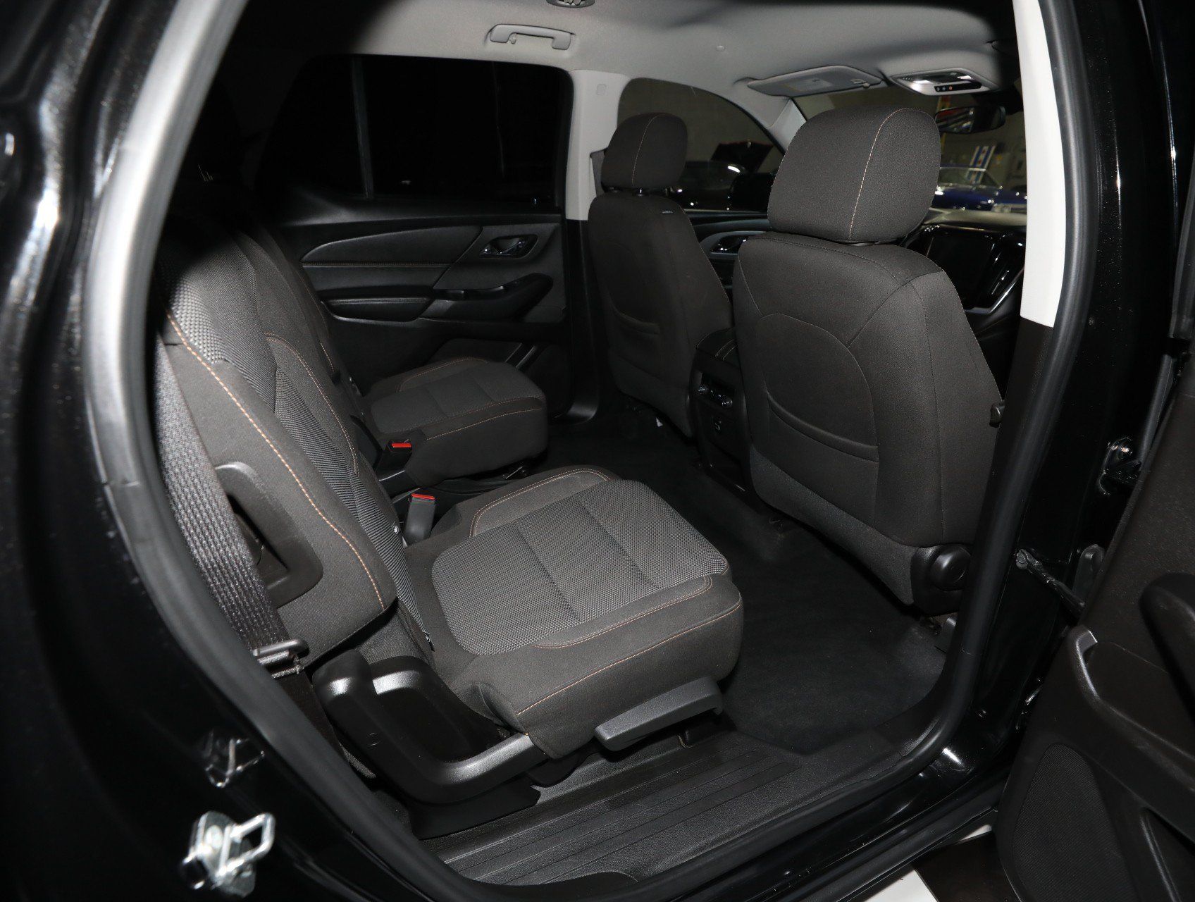 Used 2018 Chevrolet Traverse LT AWD/4WD image 37