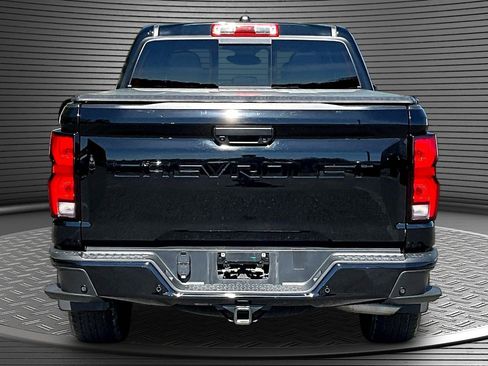 Used 2024 Chevrolet Colorado Z71 w/ Z71 Convenience Package 2 AWD/4WD image 5