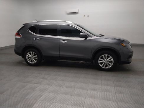 Used 2016 Nissan Rogue SV w/ SV Premium Package image 11