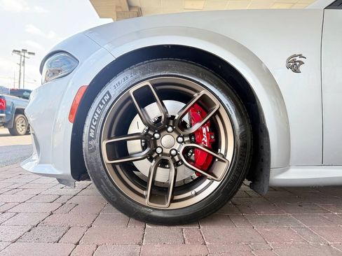 Used 2022 Dodge Charger SRT Hellcat RWD image 9