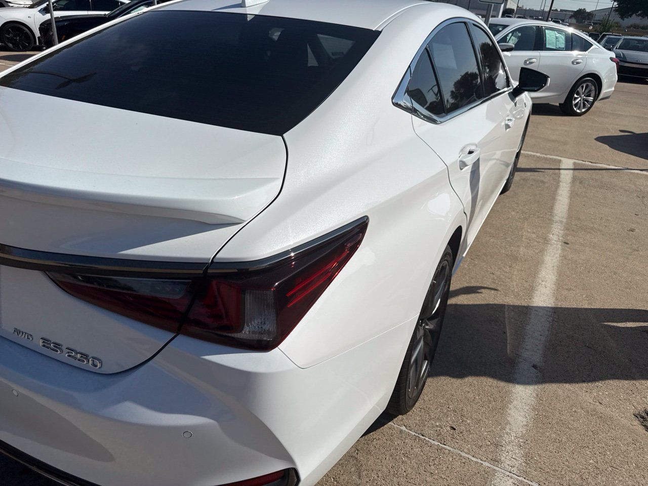 Used 2021 Lexus ES 250 F Sport AWD/4WD image 8