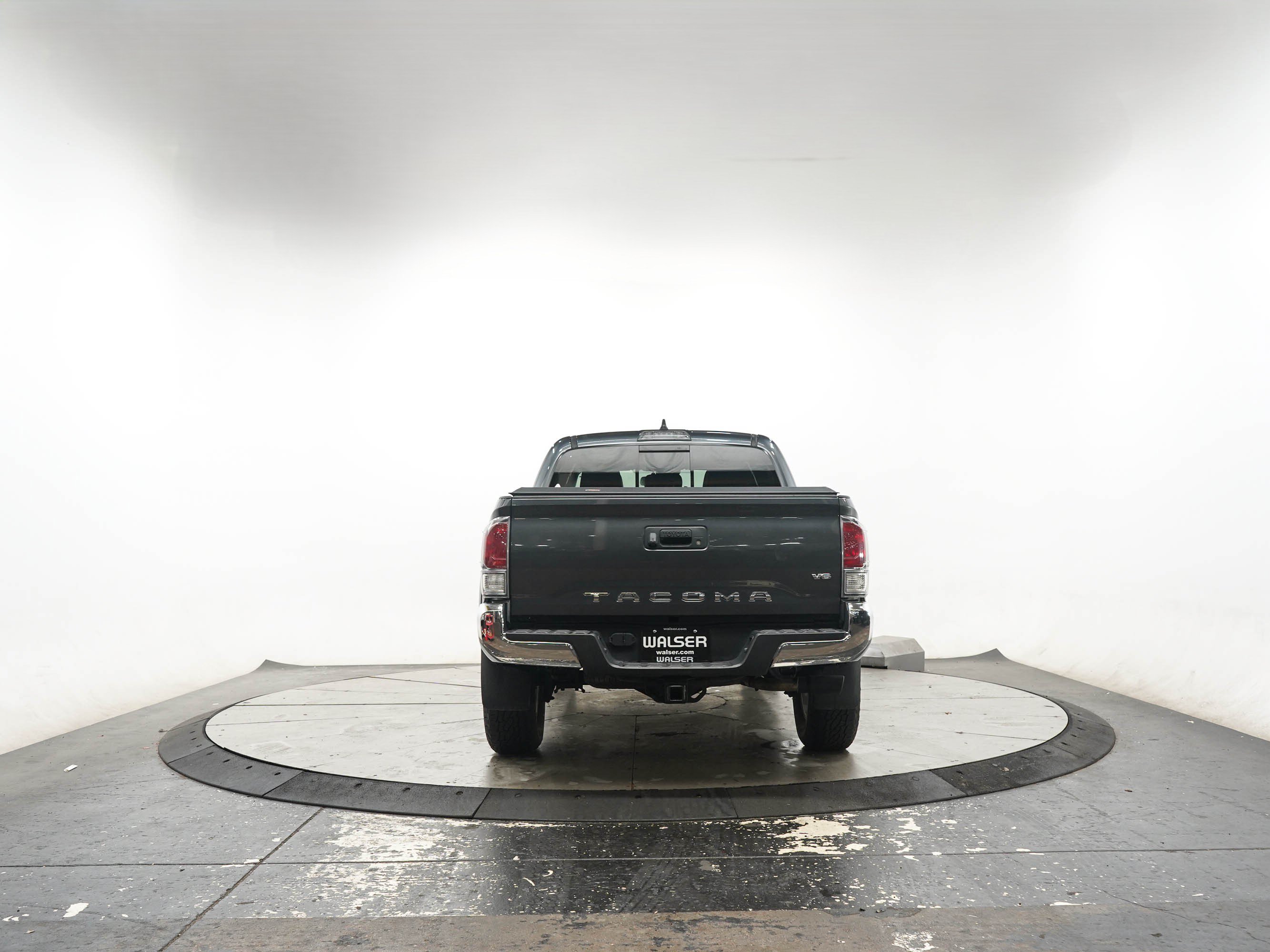 Used 2023 Toyota Tacoma TRD Off-Road AWD/4WD image 6