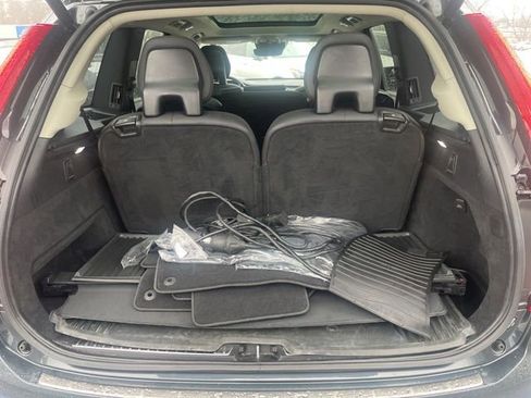 Used 2022 Volvo XC90 T8 Inscription Expression image 10