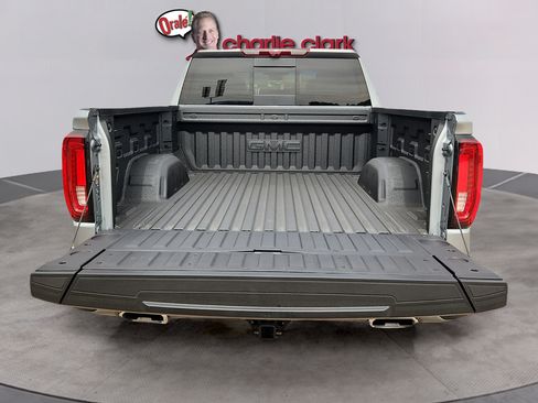 New 2026 GMC Sierra 1500 Denali w/ Denali Reserve Package AWD/4WD image 12