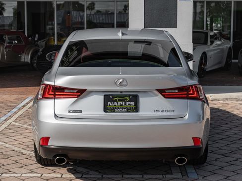 Used 2016 Lexus IS 200t image 18