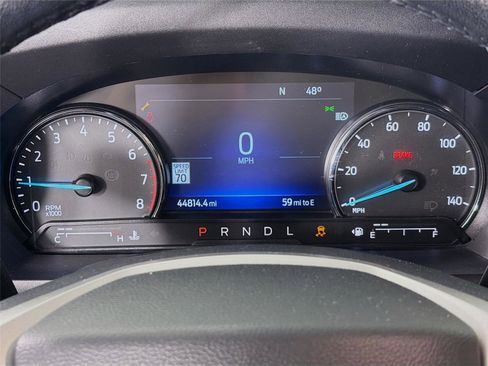 Used 2022 Ford Explorer XLT w/ Equipment Group 202A AWD/4WD image 13