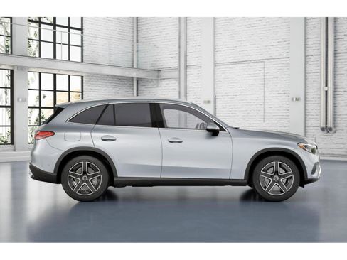 New 2026 Mercedes-Benz GLC 300 GLC 300 image 2