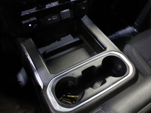 Used 2021 Chevrolet Silverado 1500 RST image 35