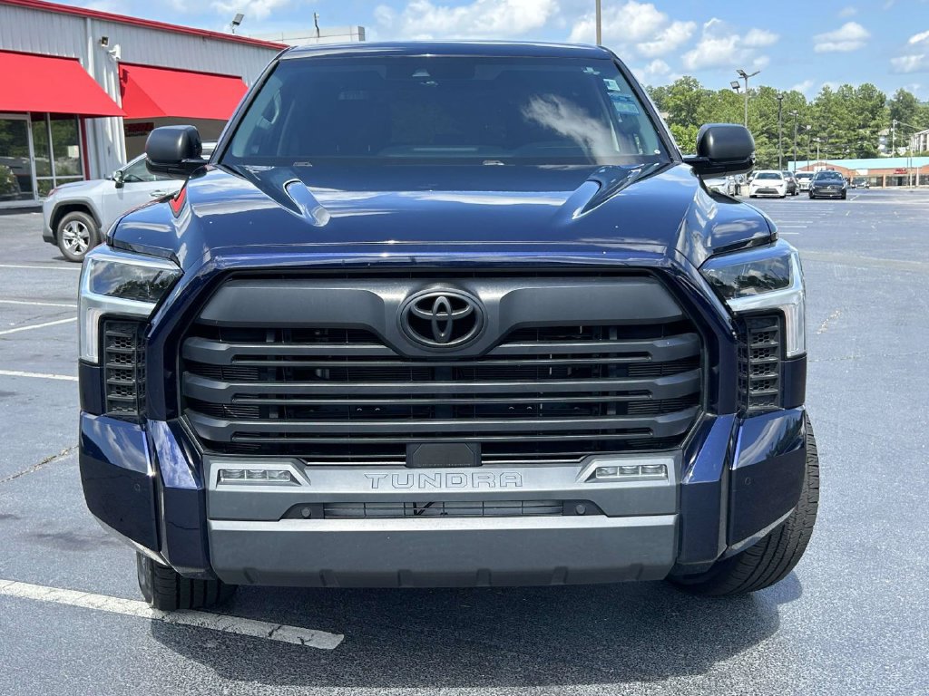 Used 2023 Toyota Tundra SR5 w/ SR5 Convenience Package AWD/4WD image 8