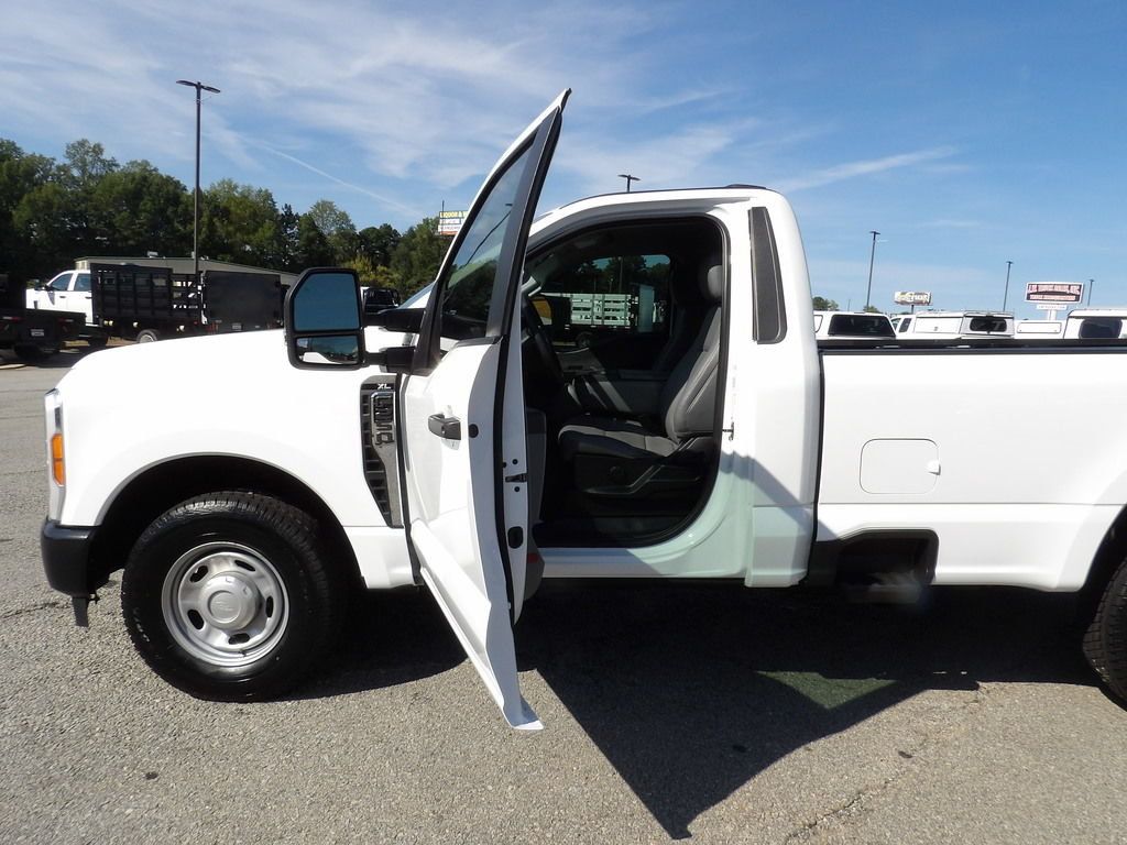 Used 2023 Ford F250 XL RWD image 13