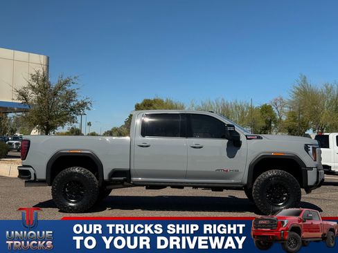 Used 2024 GMC Sierra 2500 AT4 w/ AT4 Premium Plus Package image 5